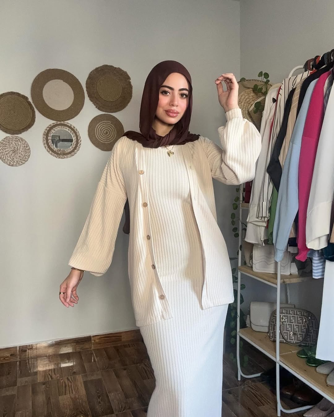 دريس طقم كامل